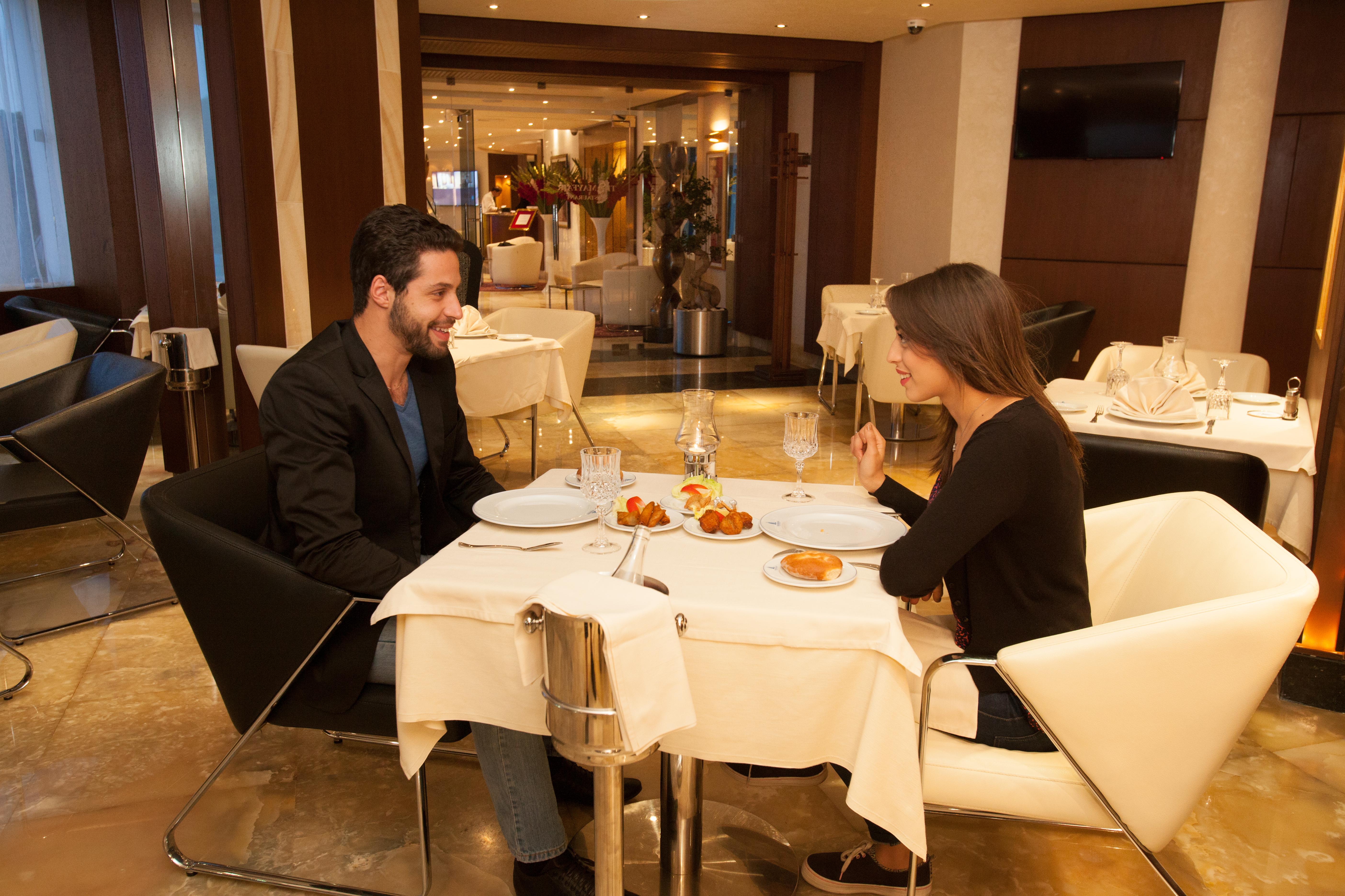 The Penthouse Suites Hotel Ariana Bagian luar foto