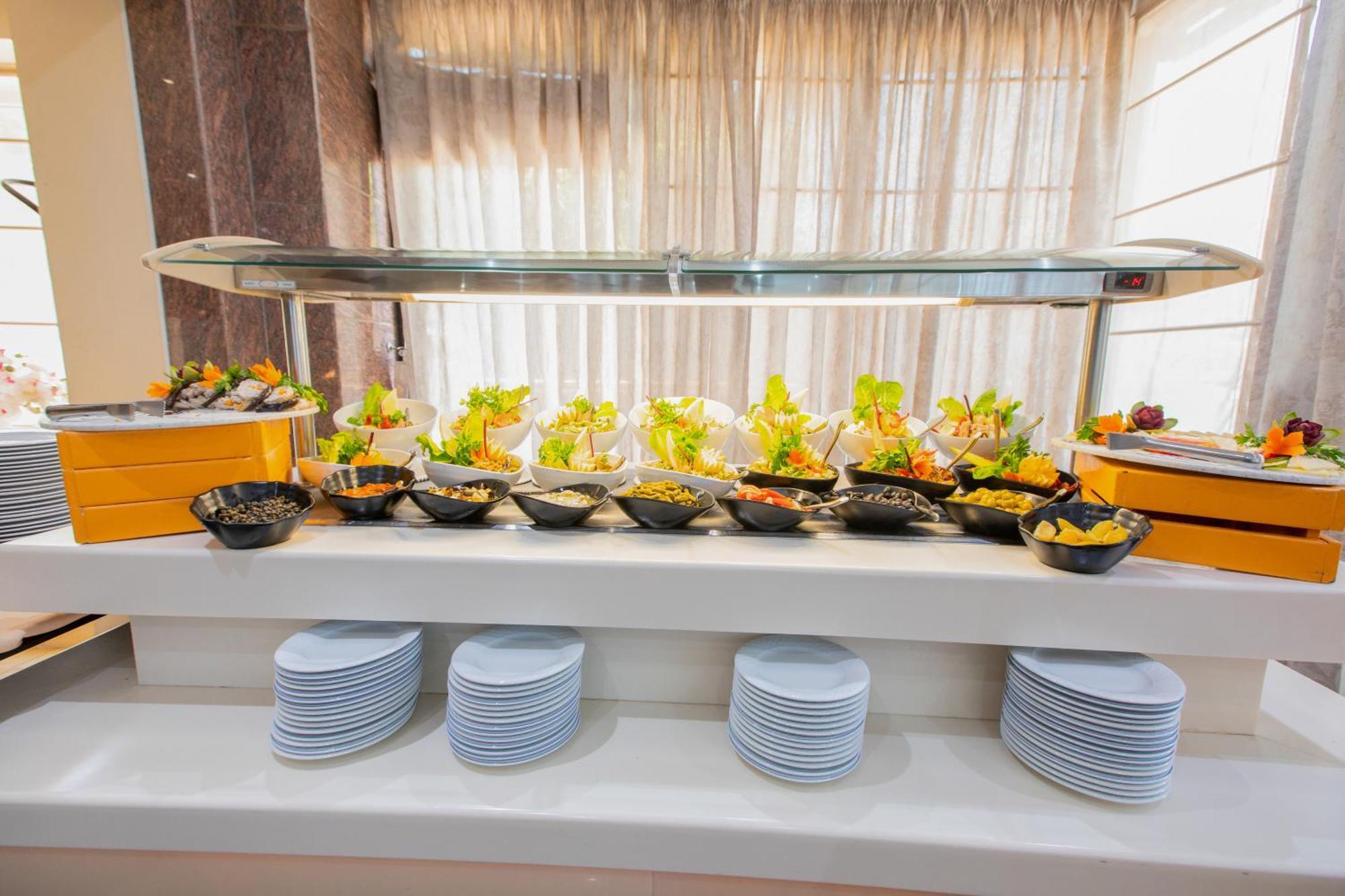 The Penthouse Suites Hotel Ariana Bagian luar foto